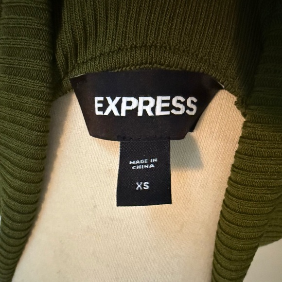 Olive Ribbed Sweater - Picture 4 of 5